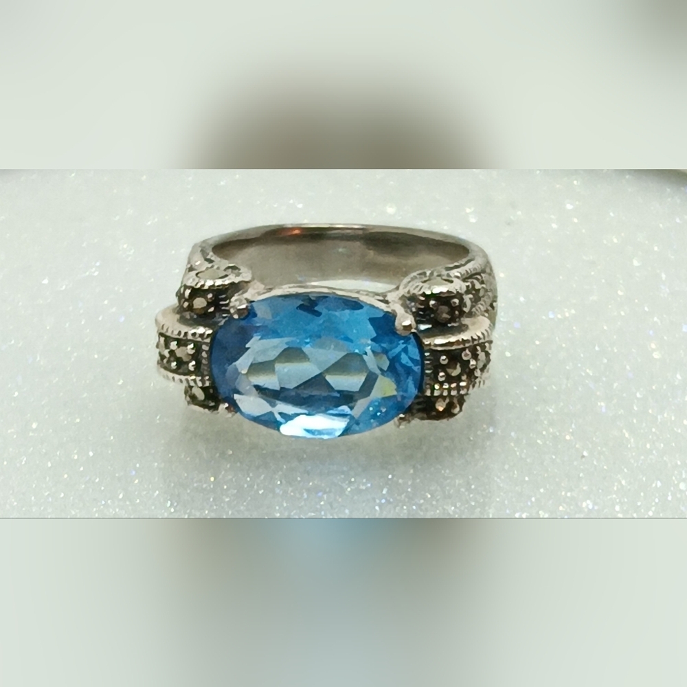Blue Spinel East West Sterling Silver Ring Size 7.25-7.50